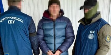 СБУ затримала російського агента, який намагався пустити “під укіс” військовий ешелон біля Харкова