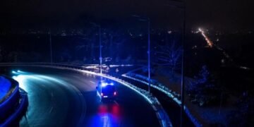 Світло знову за графіками. В Україні скасували екстрені відключення