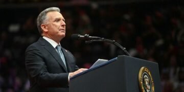 Трамп все ще може досягти мирної угоди, якщо призначить когось замість Віткоффа, – Bloomberg 