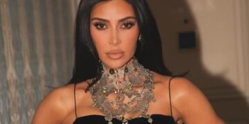 Кім Кардаш’ян провалила адвокатський іспит і звинуватила екстрасенсів