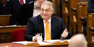 Орбан вилетів у Москву на зустріч із Путіним