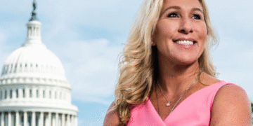 Одіозна республіканка, яка блокувала допомогу Україні, після конфлікту з Трампом йде з Конгресу