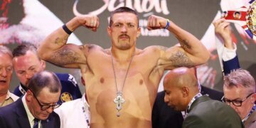 Усик стал лучшим боксером года по версии WBC