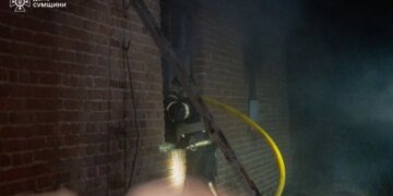 Утренняя атака на Сумы: спасатели ликвидировали последствия. ВИДЕО