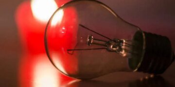 Укрэнерго: завтра во всех регионах будут применяться графики отключений света