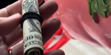 Американка зашла в секонд-хенд и ушла с неожиданным «кладом»