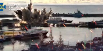 Без «глаз» и прикрытия: СБУ сначала уничтожила самолет, а потом взорвала подлодку в Новороссийске. ВИДЕО