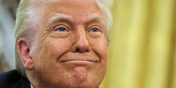 Трамп заявив про успішне проходження когнітивного тесту і звинуватив ЗМІ у наклепі