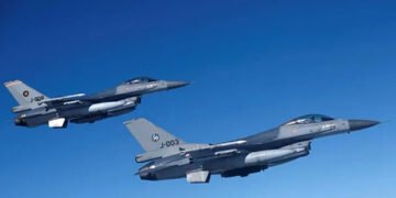 У Німеччині невідомі світили у пілотів винищувачів F-16 лазерним променем