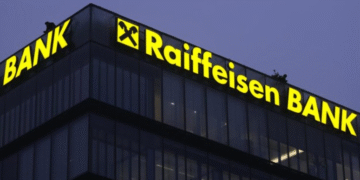 Росія не відпускає Raiffeisen: від банку вимагають сотні мільйонів євро