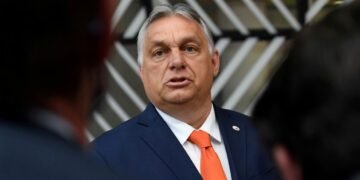 Посли ЄС голосують за заборону повернення росактивів Кремлю в обхід вето Орбана