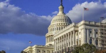 Сенатори США назвали Путіна безжальним вбивцею через обстріли на Різдво