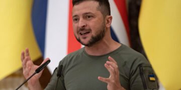 У нас завжди такі розмови – вони непрості: Зеленський прокоментував перемовини в Берліні