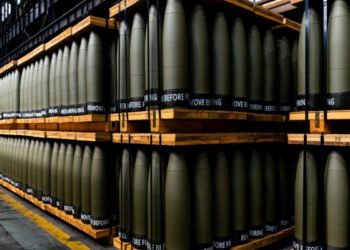 Прем’єр Чехії: Майбутнє ініціативи з постачання Україні артилерійських снарядів буде вирішене у січні