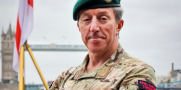 Росія нарощує спроможності для підводних диверсій, загроза зростає — глава ВМС Британії