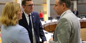 Страны ЕС распределят гарантии по репарационному кредиту для Украины на €210 млрд.