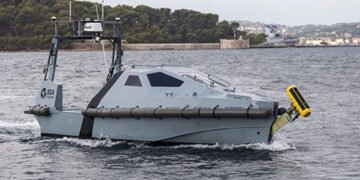 Росіяни намагаються виготовляти морські безекіпажні катери: у ВМС розповіли про загрозу