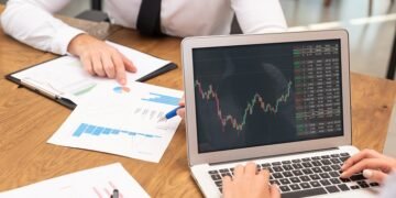 Финансовый сектор Украины сохраняет устойчивость, однако есть риски ухудшения в ближайшие полгода.