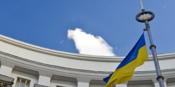 Украина получит €2,3 млрд от ЕС в рамках Ukraine Facility и $290 млн от Всемирного банка для поддержки бизнеса.