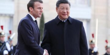 Макрон та Сі Цзіньпін почали зустріч: говоритимуть про Україну