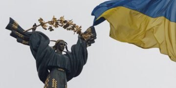 Украина завершила реструктуризацию ВВП-варрантов и утвердила среднесрочную стратегию управления госдолгом на 2026-2028 годы.