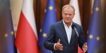 США заявили про готовність розгорнути війська в Україні як елемент гарантій безпеки – Туск