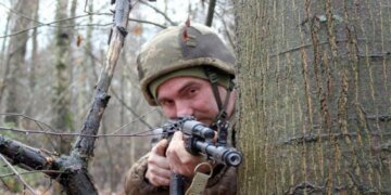 “Идут по одному”: в Нацгвардии раскрыли новую тактику россиян по перемещению в Покровск