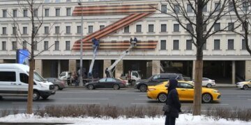 Американцы захватом танкера так сильно опустили РФ, что у Z-патриотов подгорает целый день. ФОТО