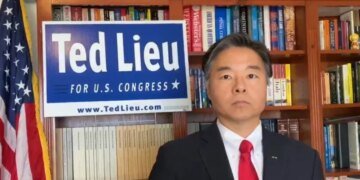 «Вы присягали Конституции, а не Трампу», – конгрессмен обратился к военным США по поводу Гренландии