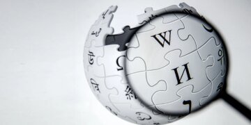 Вікіпедія до 25-річчя уклала угоди про надання даних техгігантам для навчання ШІ