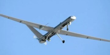 Удар по заводу “Атлант Аэро” у таганзорі: ВМС України показали кадри ураження