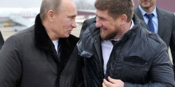 Борьба за сердце Путина и ДТП с потомком: что на самом деле происходит с Кадыровым