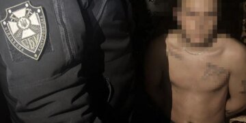 Намагався вбити ножем українського військового: у Запоріжжі затримали агента спецслужб рф