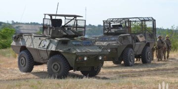 США закуповують бронемашини COMMANDO Select для України