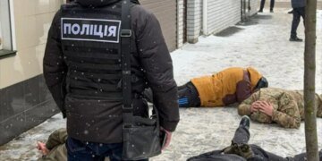 В Виннице сплоченная банда за 2000 долларов «отбивала» мужчин у ТЦК. ФОТО