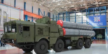 росія б’є по Україні ракетами С-400, що виготовлялися на експорт для Індії