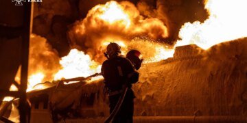 Київ знову частково без опалення та води після атаки рф – мер