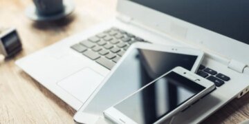 Сколько “съедают” смартфон, роутер и ноутбук: подсчитываем реальное энергопотребление гаджетов