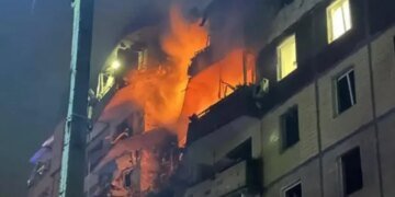 Российский дрон попал в многоэтажку в Кривом Роге: что известно о последствиях атаки