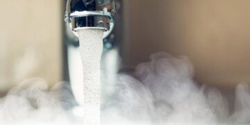 Частина киян залишилися без гарячої води: названо причину