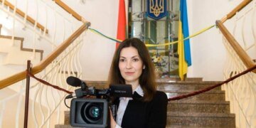 “Мені більше підходить роль розвідника під прикриттям журналіста”: журналісткою-агенткою кдб виявилась Інна Кардаш