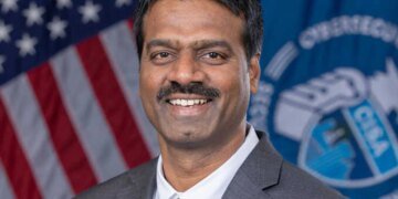 Керівник кіберзахисту США завантажив конфіденційні дані в публічний ChatGPT