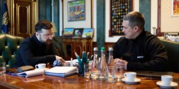 Зеленский поставил Федорову задачу: закрыть небо, разобраться с бусификацией и усилить контрактную армию