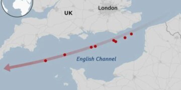 Восемь танкеров  Путина прорываются  через Ла-Манш, несмотря на угрозы Британии, – BBC