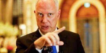 Посланник Путина летит в Майами для тайных встреч с людьми Трампа, – Reuters