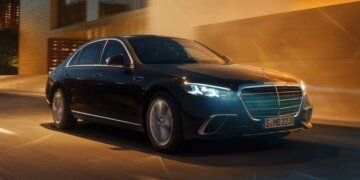 Mercedes представив новий броньований автомобіль S-класу для світових лідерів