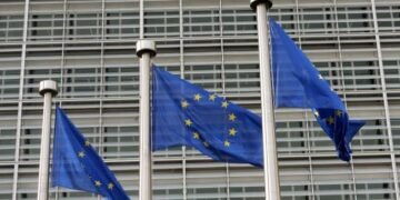 ЄС скликає екстрене засідання послів на тлі ситуації довкола Гренландії та мит Трампа, – Reuters