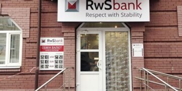 Впервые с 2021 года иностранный инвестор готовится приобрести банк в Украине.