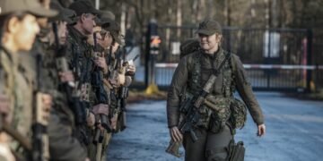 Принцеса Нідерландів пройшла курс базової військової підготовки