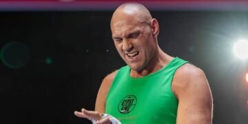 Фьюри объявил о возвращении в большой бокс